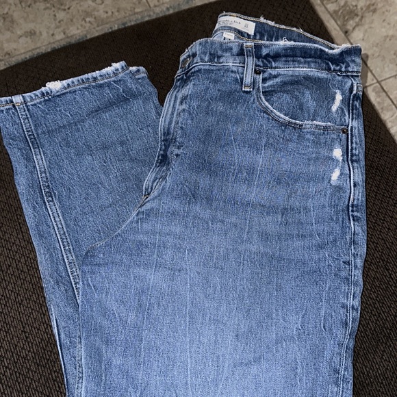 Abercrombie & Fitch Jeans - Picture 2 of 5